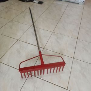 KALAYKAY GARDEN RAKE 4FT 13INCH 14TOOTH HEAVY DUTY GARDENING TOOL