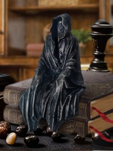 Đồ Trang Trí Hiện Đại Tối Giản Phong Cách Gothic Mysterious Room Theme Album Huachen Yu Black Robe Man Decorative Figurine
