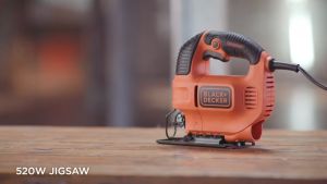 Black and Decker Variable speed pendulum jigsaw 520W