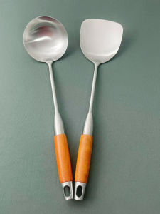 Thickened 18/10 Stainless Steel Wok Spatula Soup Spoon Strainer Home Kitchen Utensils Stir Fry Spoon Set Wood Handle