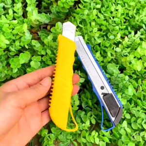 Combo Dao Rọc Giấy Văn Phòng + Hộp 10 Lưỡi Dao Siêu Bén - Dụng Cụ Cắt Giấy Văn Phòng Siêu Tiện Ích