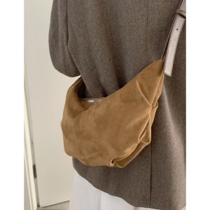 Autumn Winter Large Capacity Retro Dumpling Shaped Shoulder Bag Womens Casual Fashion Versatile Quality Crossbody Bag