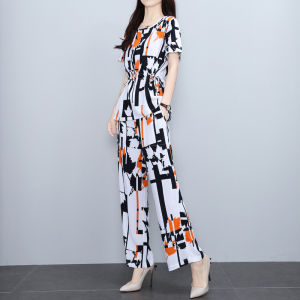 แฟชั่นชุดผ้าฝ้ายเทียมสําหรับผู้หญิงที่สมบูรณ์แบบสําหรับฤดูร้อนมาใหม่มีสไตล์แขนสั้น Flared เก้าจุดชุดสองชิ้น