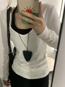 Korean Style White V-Neck Long Sleeve T-Shirt Womens Autumn Winter Slimming Fashion Two-Piece Set Commute Pure Color Slim Fit