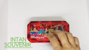 ARCHITECTURAL SCULPTURE - 14cm KLCC PETRONAS TWIN TOWER / BEAUTIFUL & QUALITY KUALA LUMPUR CITY CENTER / 14CM ARCA SENIBINA MENARA KEMBAR KUALA LUMPUR CANTIK dan BERKUALITI / MALAYSIA SOUVENIR