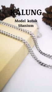 [Bayar di Tempat] KALUNG TITANIUM PRIA - MODEL KOTAK