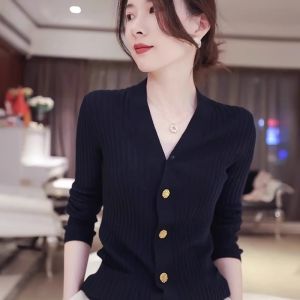 Stylish Retro Autumn Knitted Cardigan