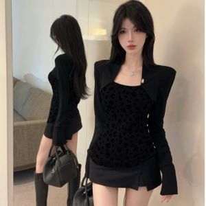 GUZILIAN | Retro Leopard Print Splice Long Sleeve Base Shirt Korean Style Square Collar Fake Two-Piece Top Fashionable Elegant Ladylike