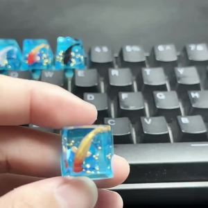 Nhựa Koi Keycaps DIY Trục Chéo Bàn Phím Cơ Mũ Phím Văn Phòng Trò Chơi Cá Tính Trang Trí Phụ Kiện