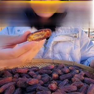 Authentic Pure Natural Special Grade Date Fruits Xinjiang Specialty Milk Flavor Dry Fruits Snacks Pregnant Women Can Eat