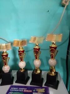 Piala Lomba Juara 1 2 3 4 (FIGUR AL-QURAN BODY MERAH MARMER+RASER) \\\"costum\\\" FREE STICKER (BOLEH satuan)TERMASUK SETICKER DAN FREE DESIGN