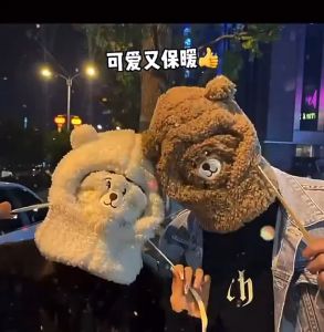 Heabety🎀 【หมวกกันหนาว ญ】หมวกหมี หมวก หมวก ผ้าพันคอ หมวกกันหนาวสำหรับขี่จักรยานในฤดูหนาวของผู้หญิง หมวกกันหนาวสำหรับผู้หญิง หมวกแฟชั่นสำหรับฤดูใบไม้ร่วงและฤดูหนาว