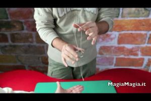 Sulap Ring and Chain - Alat Sulap Kalung Ring masuk Rante - KZ035