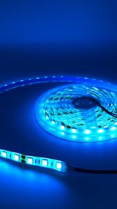 car ไฟเส้น LED Strip 12V/24v 5050-5M 60เม็ด / เมตร 5M แบบกันน้ำ มีกาว IP65 ไฟแต่งรถ ไฟตกแต่งไฟติดบ้าน (ไม่มีปลั๊กเสียบ/ อะแดปเตอร์)