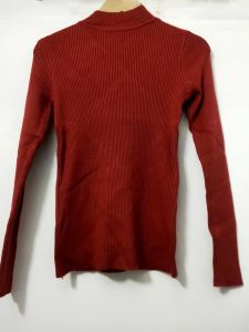 เสื้อไหมพรมแขนยาวคอกึ่งสูงสีกาแฟเข้มสีชมพูม่วงขมิ้นแนววินเทจเสื้อตัวในแมทช์ลุคง่ายสำหรับผู้หญิงเสื้อถักกันหนาวสำหรับฤดูใบไม้ร่วงและฤดูหนาว