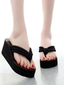 Womens Foam Sandals High Heel Thick Bottom Fashionable Platform Beach Slippers Korean Style Casual Low Heel Daily Wear PU Material