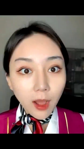 Losion Tabir Surya SPF50+ Tabir Surya Pemutih 3-in-1 50g. Tabir surya ini menawarkan perlindungan UV tidak lengket tahan air dan memberikan efek ganda memutihkan dan melembapkan. Cocok untuk kulit sensitif berminyak dan kering. Produk ini juga dil