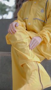 Pelindung sepatu anti air untuk hujan dan banjir