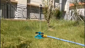 360° Automatic Rotating Garden Sprinkler Adjustable Lawn Irrigation Head for Large Area Watering