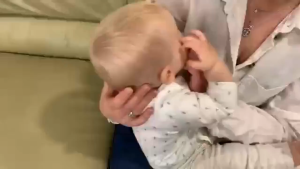 30pcs/box Medical Cotton Swab Gauze Baby Oral Tongue Cleaner Disposable Infant Toothbrush