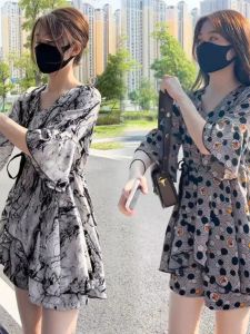 แฟชั่นสลิมฟิตชุดชีฟองสําหรับผู้หญิงฤดูร้อน 2023 ชุดเดรสสวมหัวอินเทรนด์พร้อมกางเกงขาสั้นชุดสองชิ้นสําหรับงานเลี้ยงวันเกิด