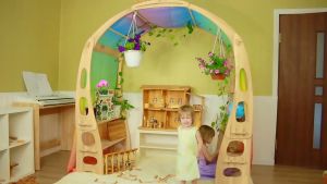 Waldorf Wooden Childrens Doll House Tent Garden House Learning Space Toy Storage Furniture Solid Wood