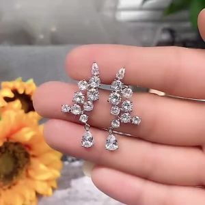 Huitan High-quality Silver Color Dangle Earrings for Women Aesthetic Wedding Accessories Ladys Party Earrings Statement Jewelry