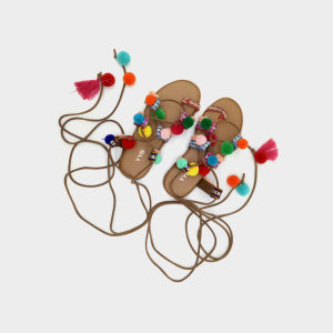 ส้นแบนสีบล็อกพู่สายคล้องคอรองเท้าแตะสําหรับสตรีฤดูร้อน 2019 สไตล์โรมันพร้อมหน้ากากกัญชาและพื้นยาง