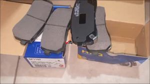 Má phanh (Bố thắng) Sau Kia Sedona Hi-Q Hàn Quốc