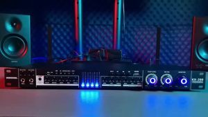 Audio Vocal Mic microphone vocal effect modifier Prevent howling Built-in FBX with one click DSP reverb effect with Bluetooth 5 mic inputs USB to play music sound processor