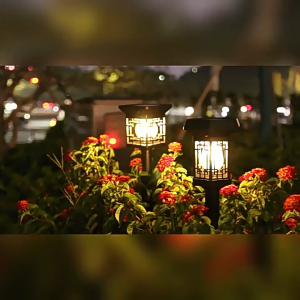 【Mua 1 tặng 1】Đèn LED Năng Lượng Mặt Trời Chống Thấm Nước Ngoài Trời Bãi Cỏ ĐènSân Vườn Trang Trí，tự động bật tắt