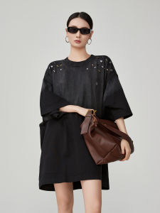 XIAODADEHUA | Black Water Wash Gradient Short Sleeve Loose Hanstyle Studded Dress