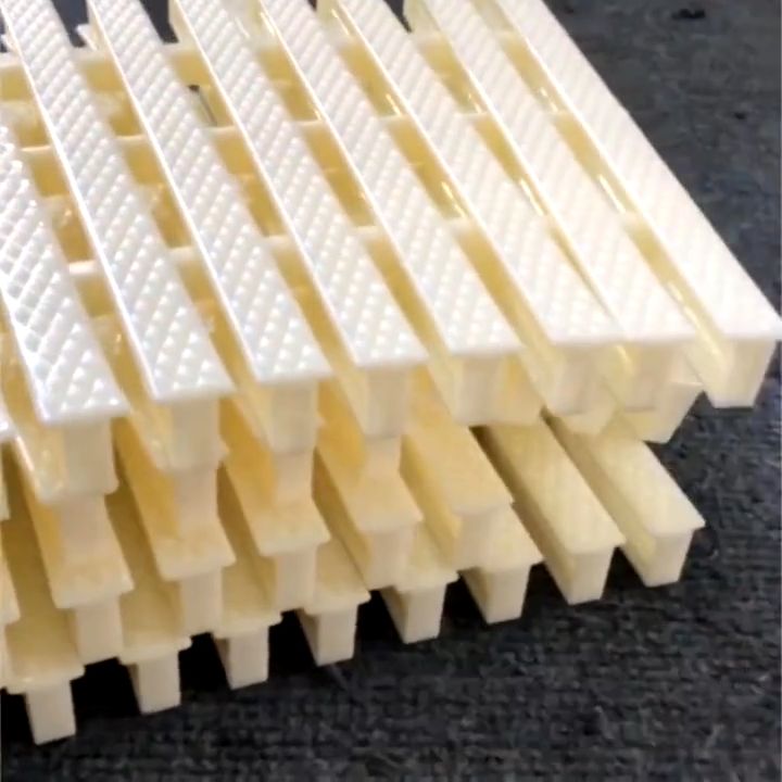 Anti-Slip Surface Swimming Pool Grill Drain Overflow Grating