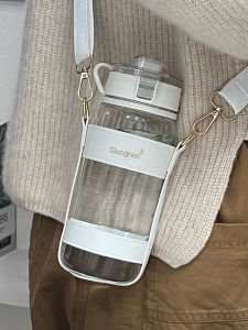 Portable High Temperature Resistant Plastic Cup Simple Design Tea Separator Water Cup for Women Outdoor Sport Student Fall Proof