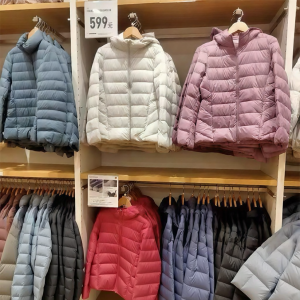 Lightweight Short White Duck down Jacket Womens Winter Coat with Hood Thin Padded Coat City Casual Warm Windproof Ultra-light