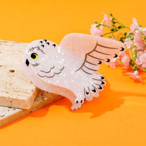 Cute eagle hair claw a multi-functional hair accessory hair claw used for fixing hair