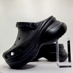 รองเท้าลำลองแฟชั่น สไตล์ Crocs Classic Bae Clog