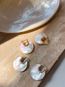 CAFFTI | Mother-of-Pearl Vintage Style Earrings
