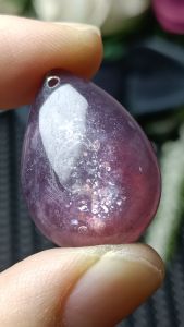 Purple Mica natural crystal pendant 紫祖母晶(也称紫云母质玉)吊坠
