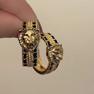 Baroque Retro Tiger Head C-Shaped Earrings Hot Girl Personality Luxury Fashion Jewelry Alloy Plated Silver Gold Animal Patterns