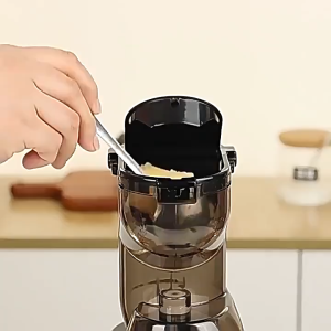 Automatic Juicers Fruits And Vegetables Blender Multi-Functional Juicer Machines with Separator Portable Fruit Blender Juicer Electric Fruit Portable Juicer Blender For Home Office Restaurant
