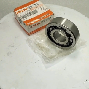 BEARING YAMAHA 6304 RX KING RXS VEGA R NEW JUPITER Z LAMA VEGA R LAMA TIGER CLAPTON Kualitas original Presisi tidak bengkok dan awet anti karat ori asli YGP cakram disk