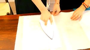 Original Non Stick Soleplate Iron Clothes Iron Remove Clothes Wrinkles Drying Clothes Flat Iron for Clothes HI-86(BLU) / HI-87(BLU)