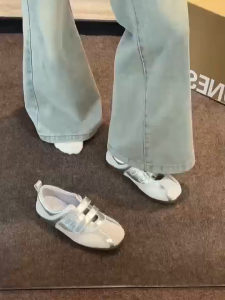 Grosir import jakarta Sepatu Daina Free Boxes Sepatu Wanita Fashion Sneaker Model Terbaru Size (36-40)