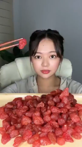 Dried Strawberry unsweetened 100% natural Snacks strawberry dried healthy snacks diet 500G