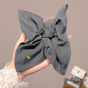 ผ้าพันคอสีเทา รูปทรงสี่เหลี่ยม ยางยืดสำหรับผูกผม ทรงหางม้าต่ำ ทรงหัวกลม ประดับผม แฟชั่น ฤดูใบไม้ผลิ 2025