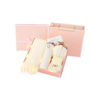 Elegant Scarf Gift Box for Women Birthday New Year Valentines Day Friends Girlfriend Wife Best Friend High-End Feelings