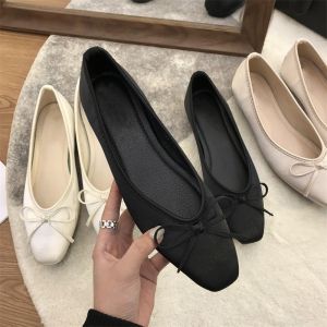 Champagne Color Bow Knot Flat Bottom Womens Shoes Spring 2024 New Gentle Silk Surface Head Square Mouth Low Heel Rubber Sole