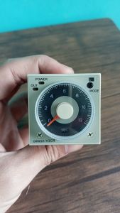 TIMER H3CR-A8 240VAC OMRON - 7150003