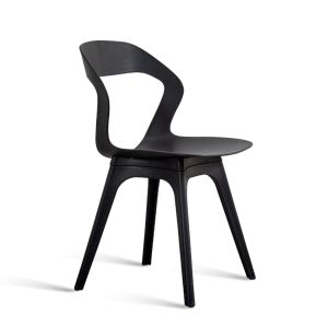 Nordic Style Plastic Dining Chair Minimalist Comfortable Home Chair Popular Backrest Leisure Chair Sedentary Office Chair for Hotel Negotiation